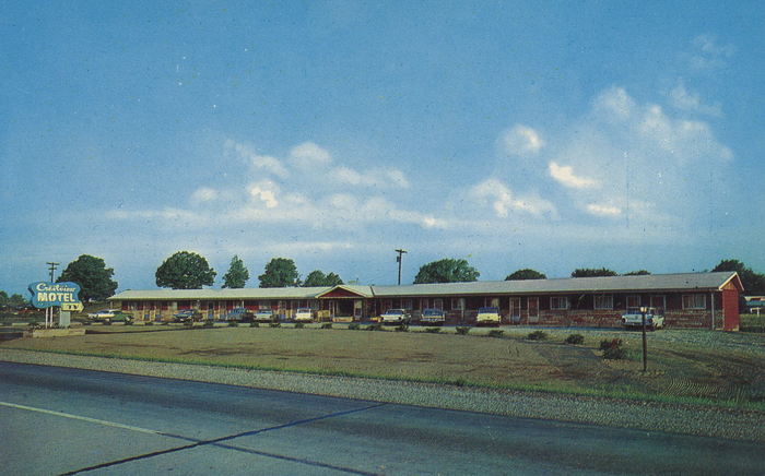 Crestview Motel - Vintage Postcard (newer photo)